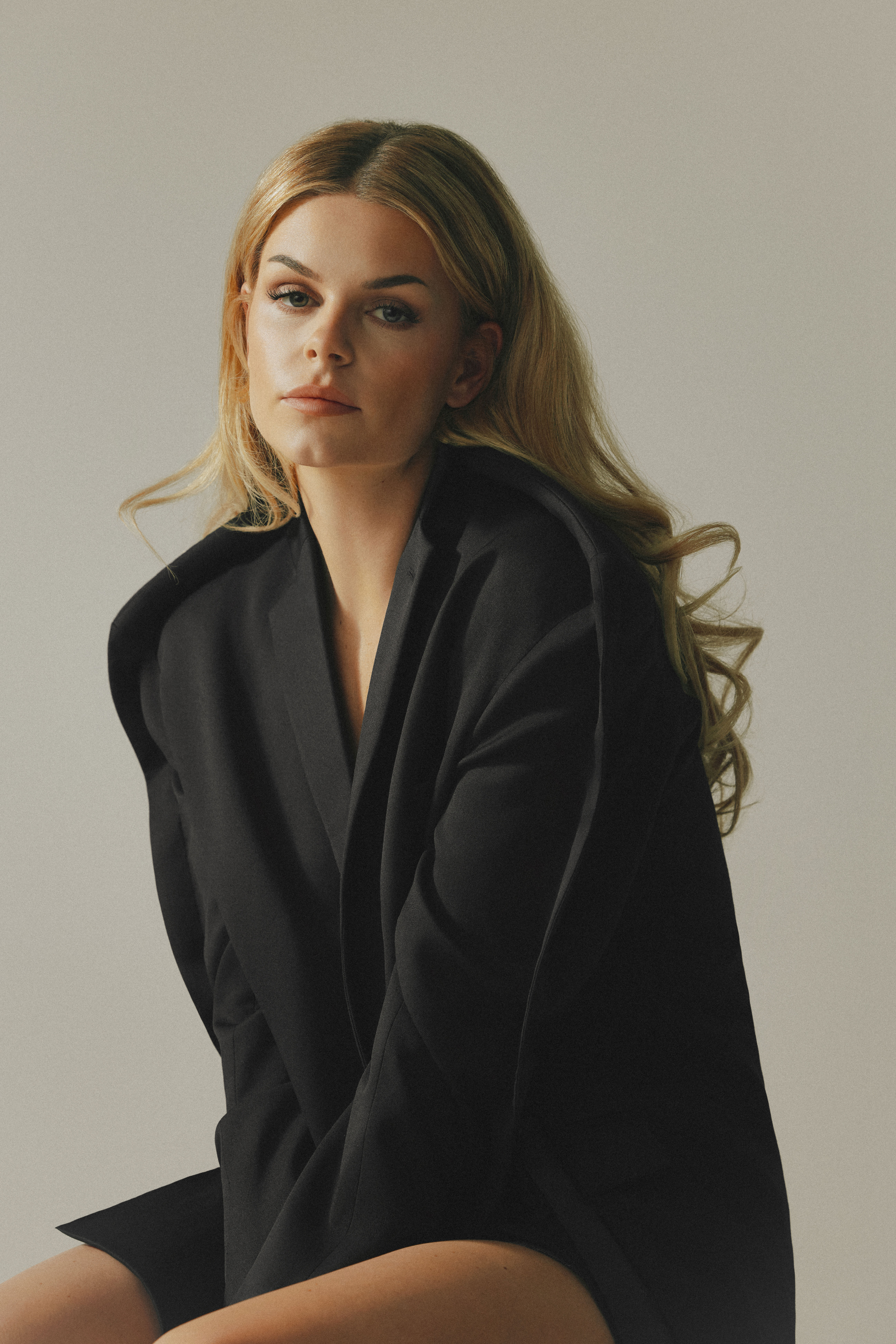 Davina Michelle Persfoto S 202533789